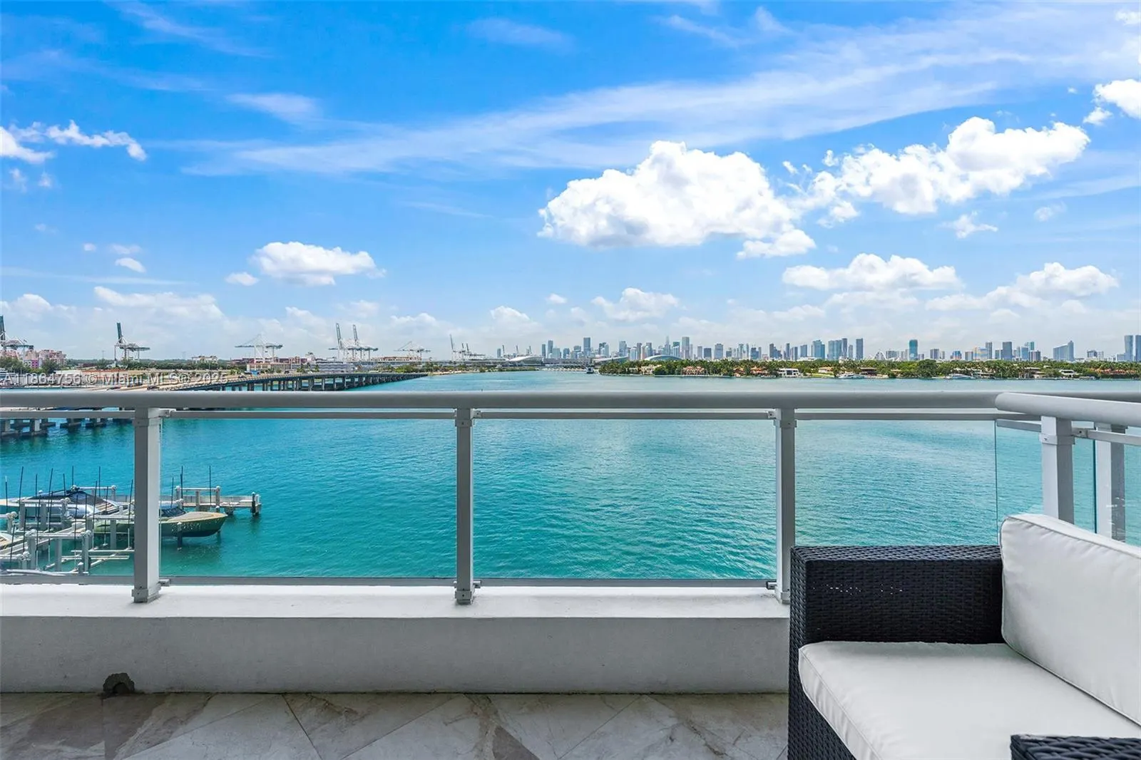 540 West Ave, #712