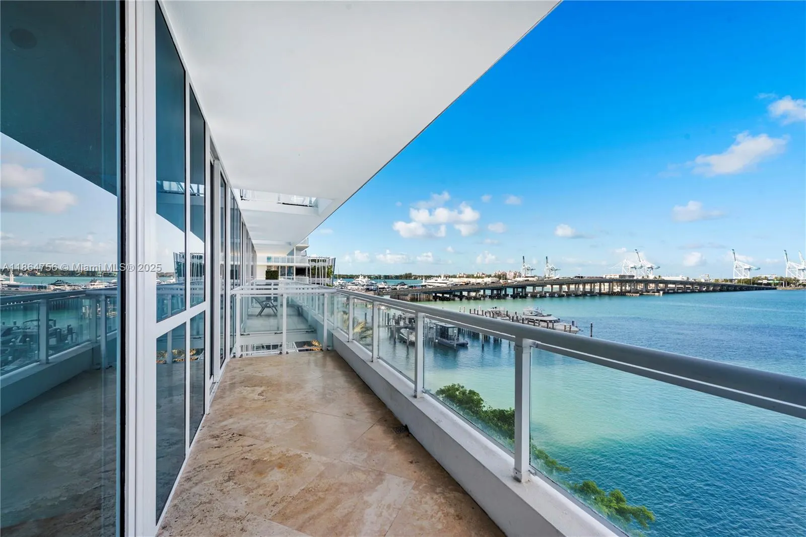 540 West Ave, #712
