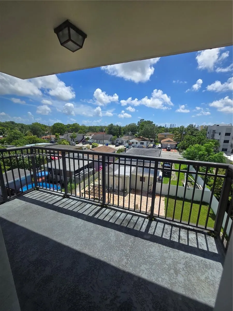 2647 NW 25th Ave, #202