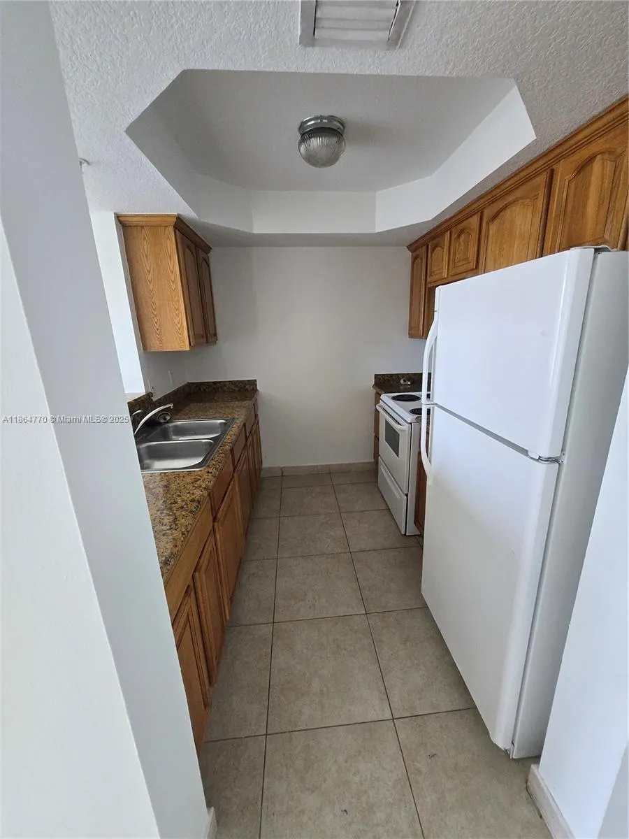 2647 NW 25th Ave, #202
