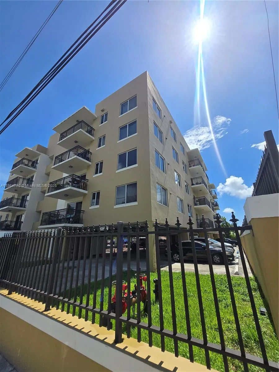 2647 NW 25th Ave, #202