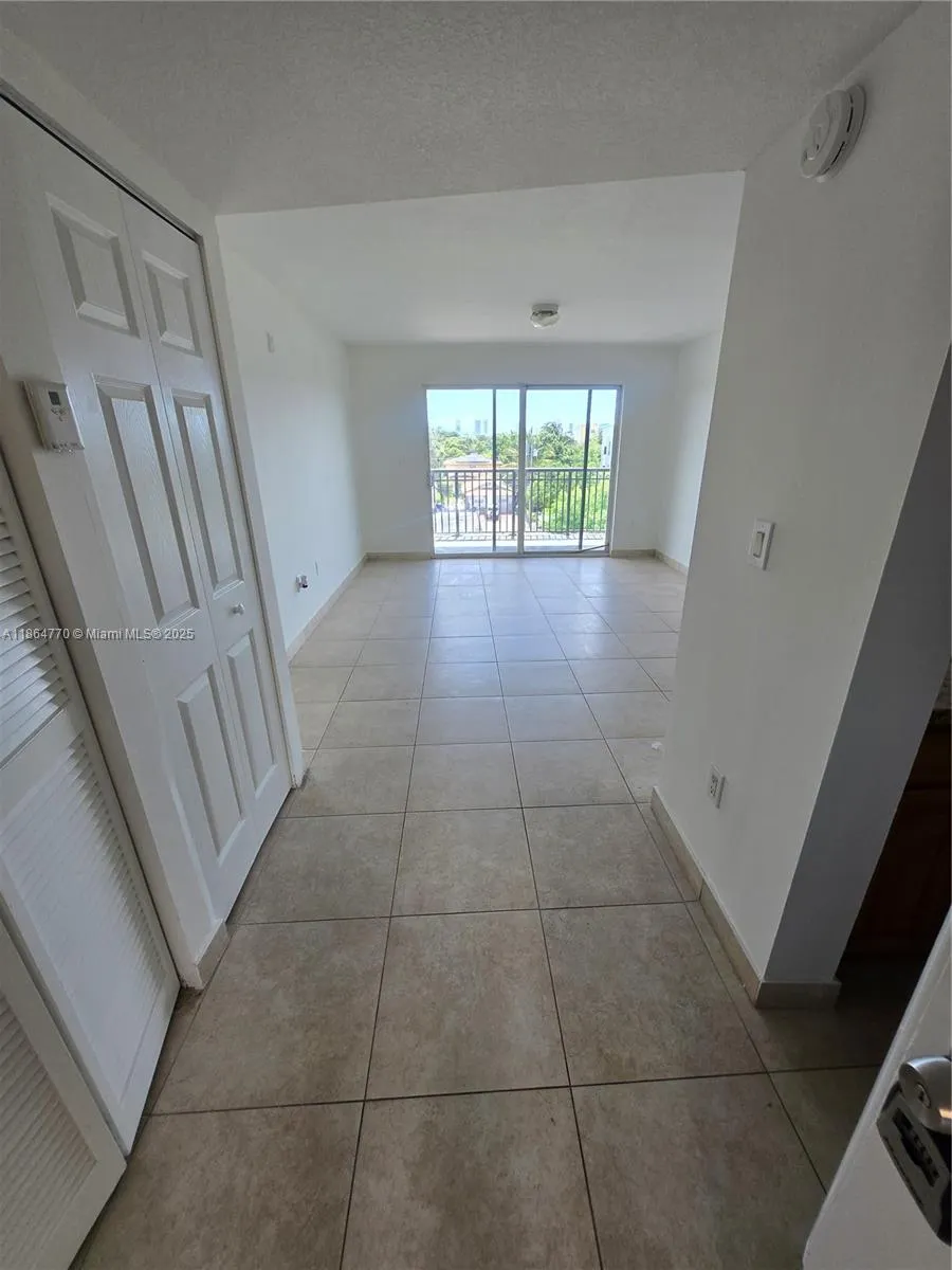 2647 NW 25th Ave, #202