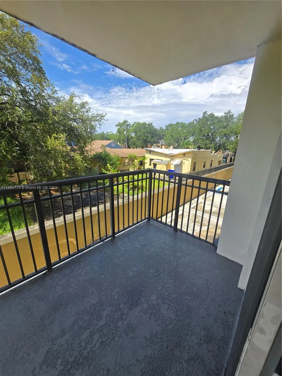 2647 NW 25th Ave, #202