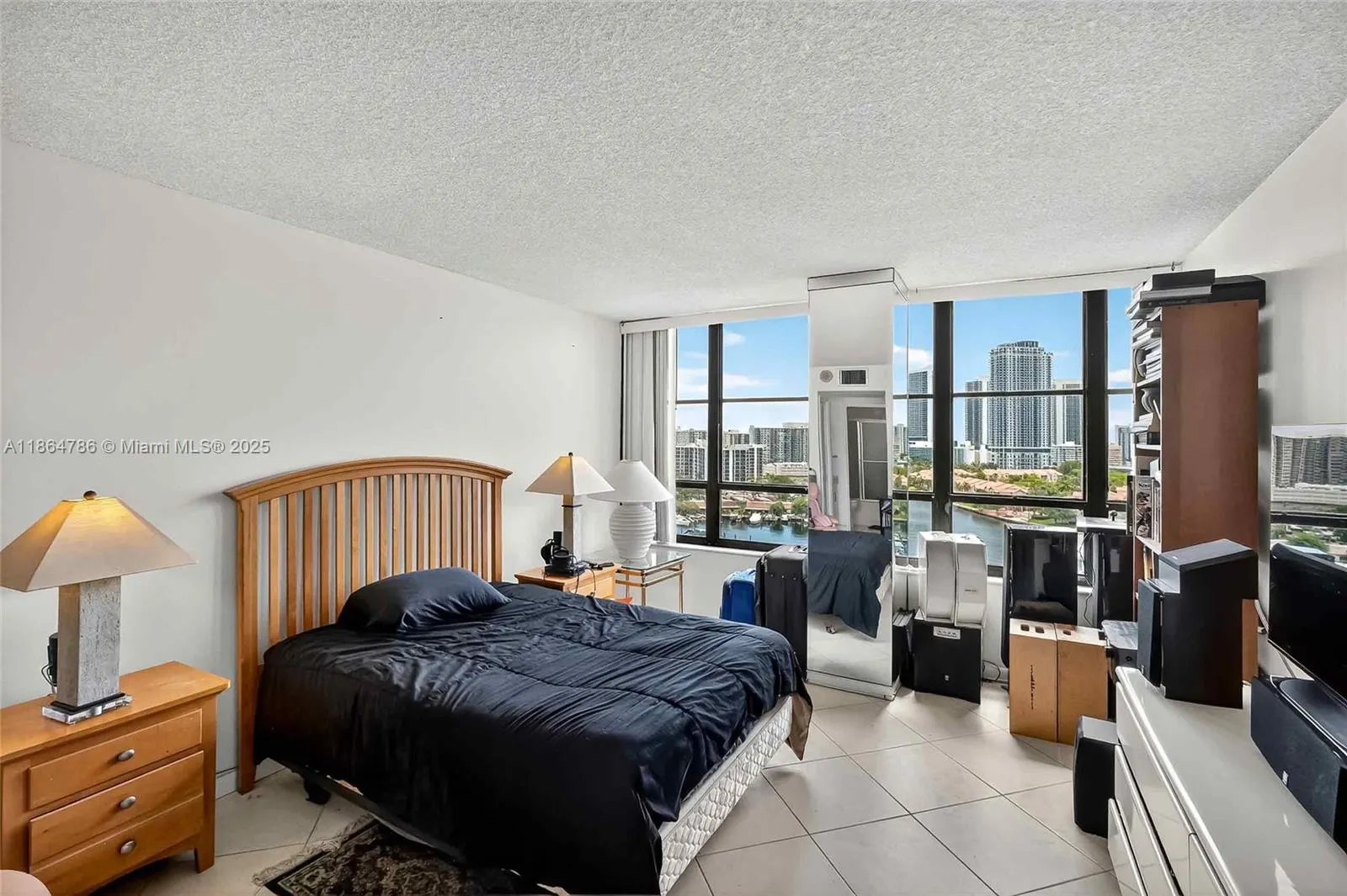 500 Three Islands Blvd, #1001