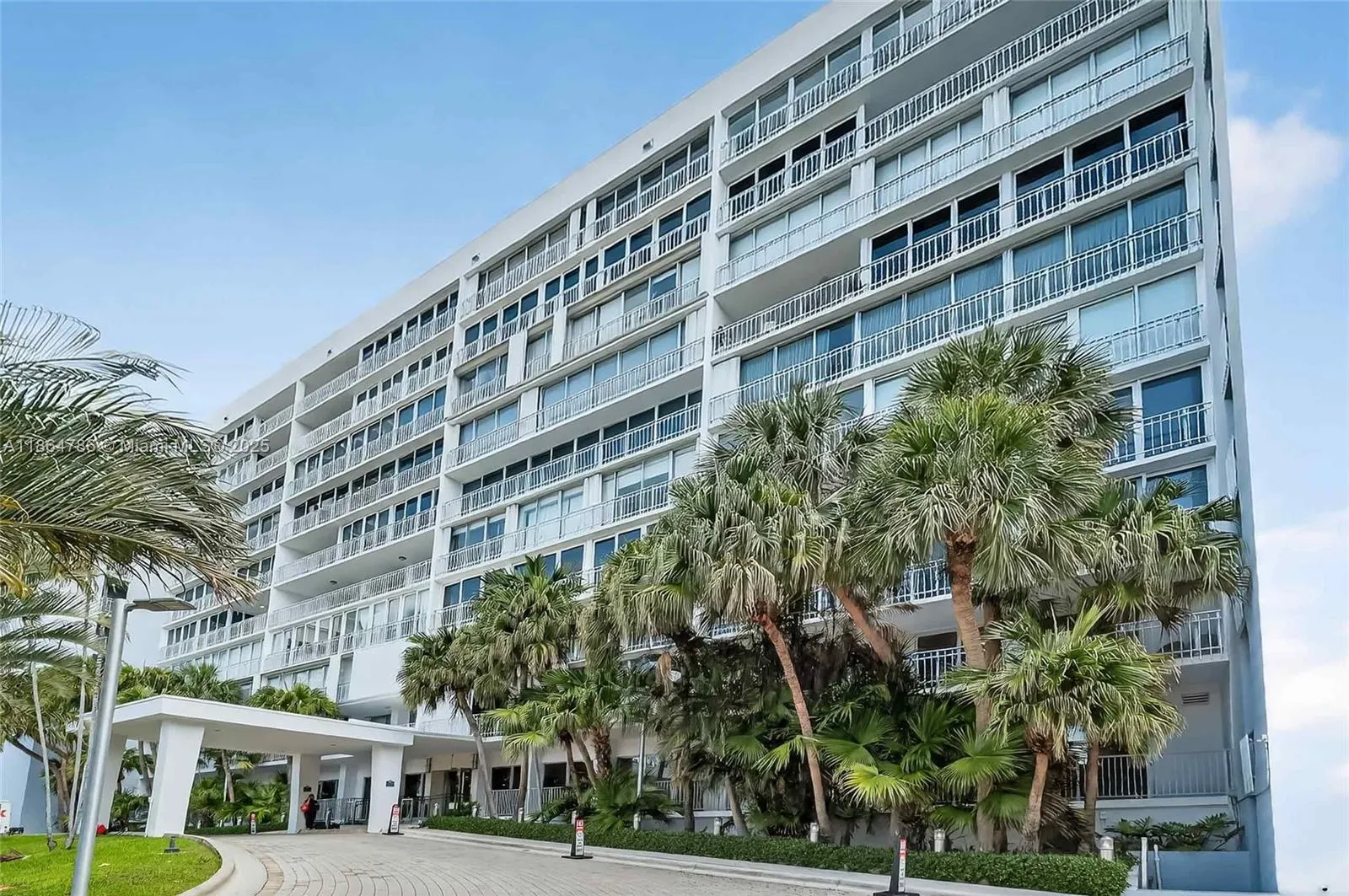 500 Three Islands Blvd, #1001