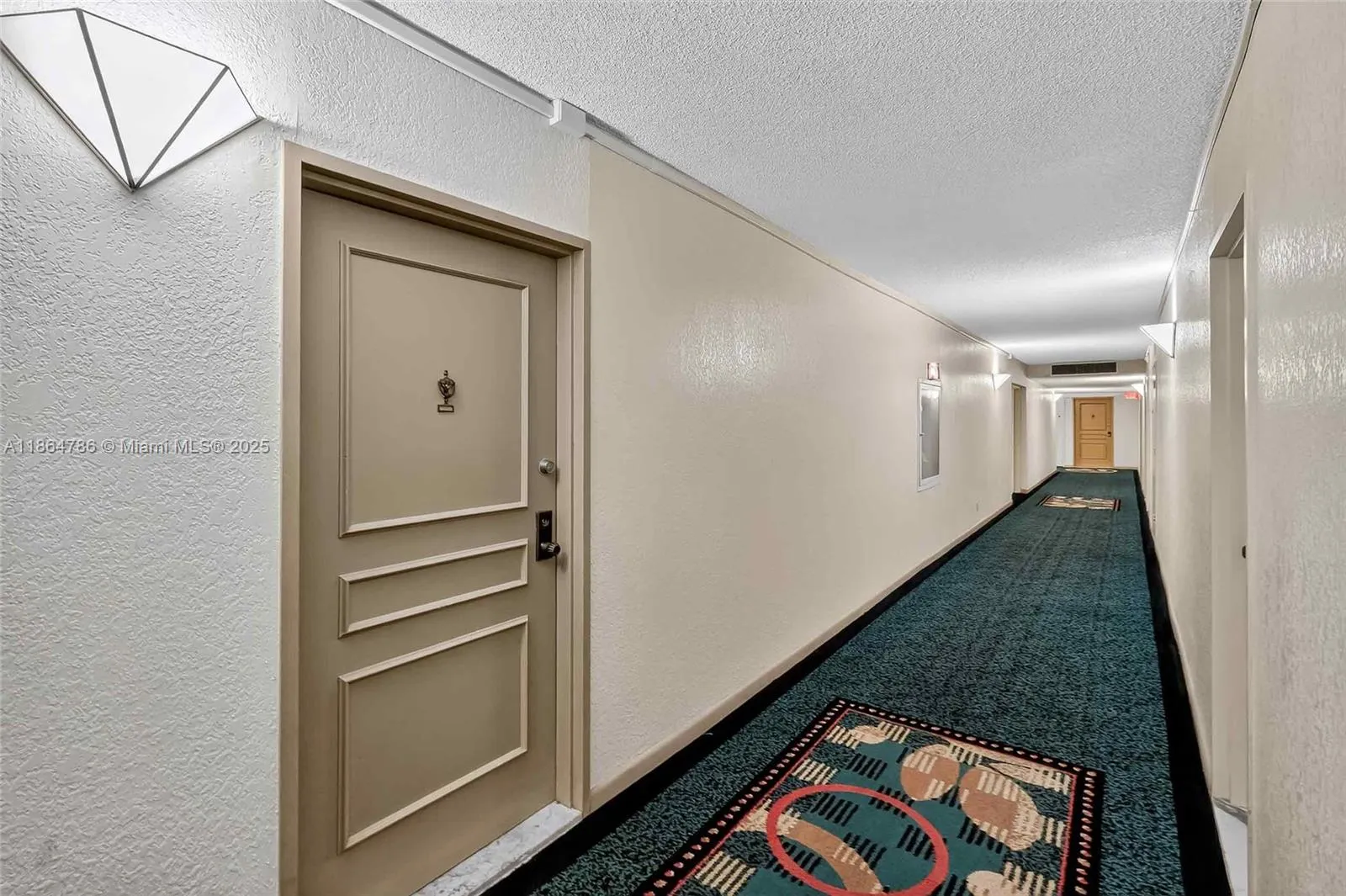 500 Three Islands Blvd, #1001