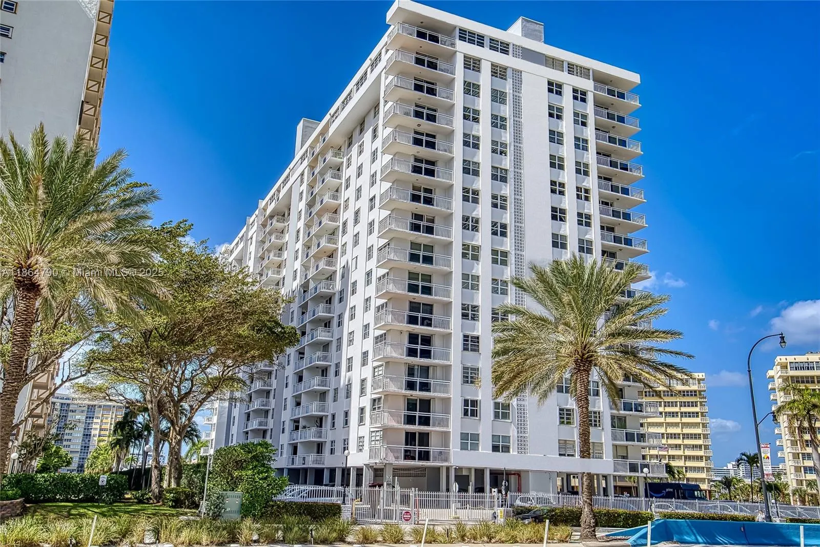 1849 S Ocean Dr, #905