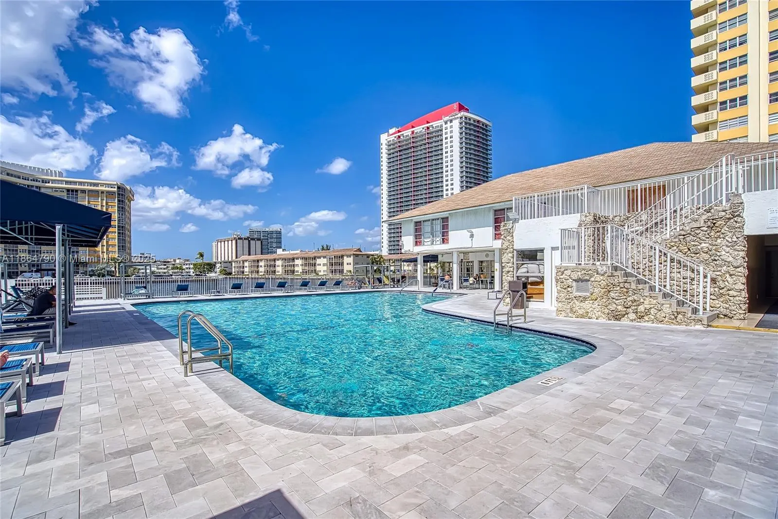 1849 S Ocean Dr, #905