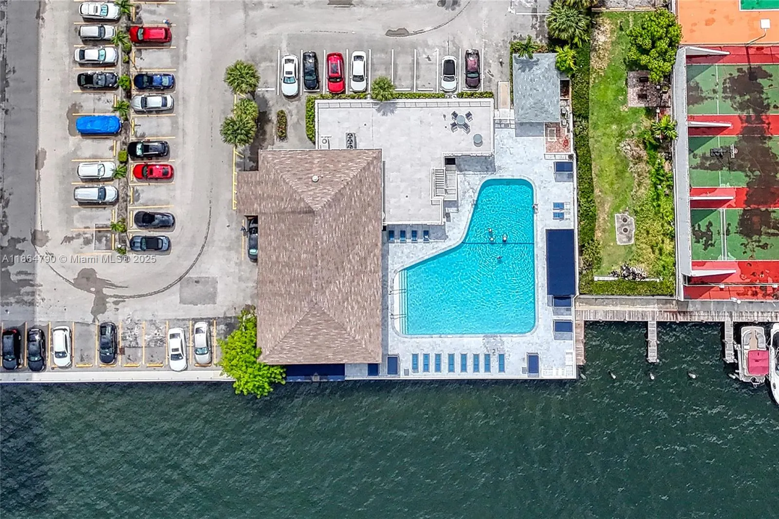 1849 S Ocean Dr, #905