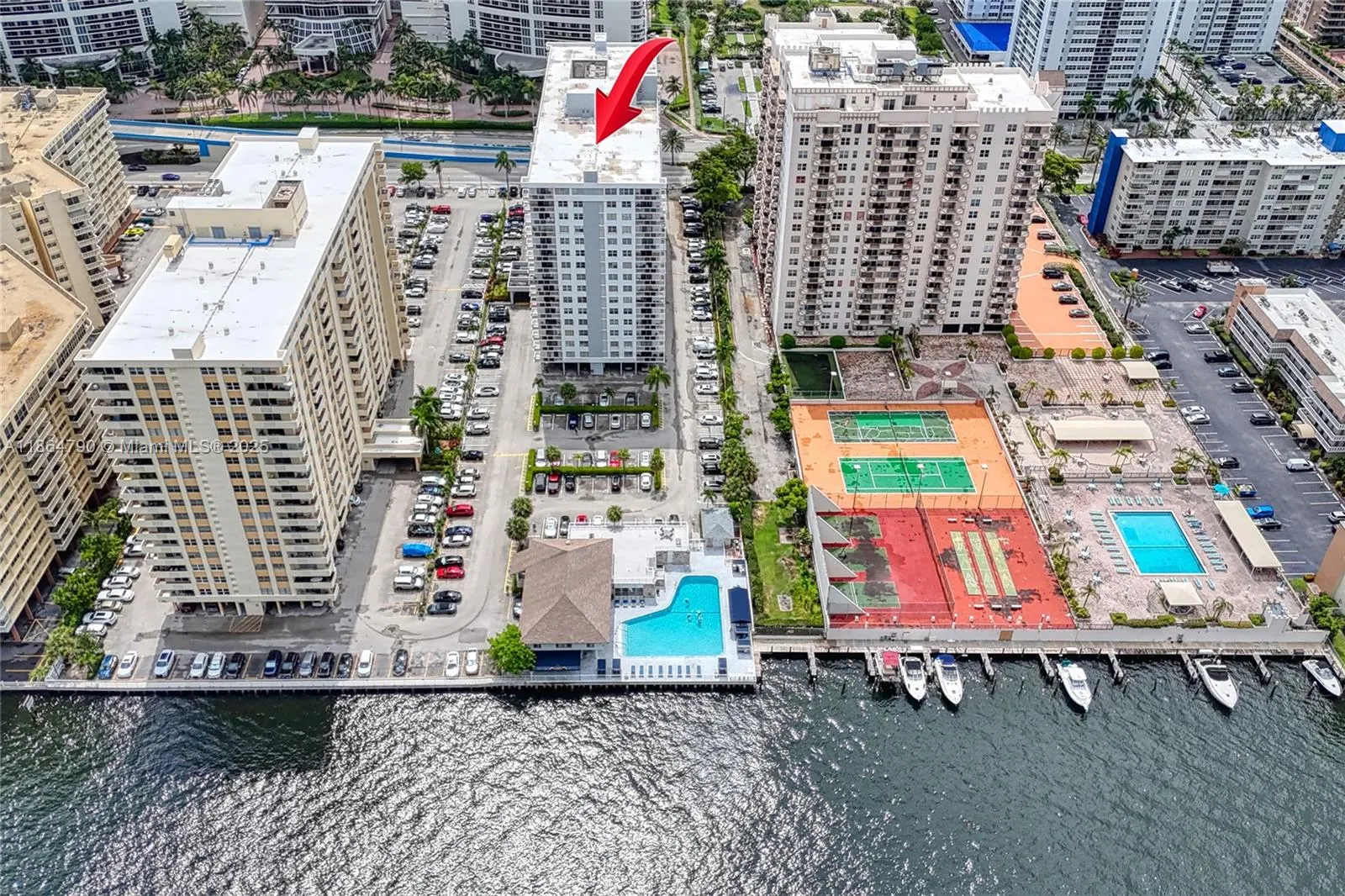 1849 S Ocean Dr, #905