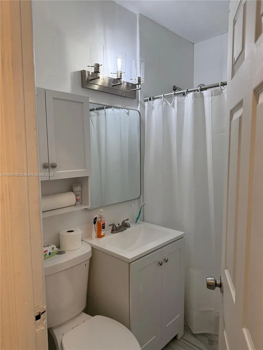 1085 NW 48th St