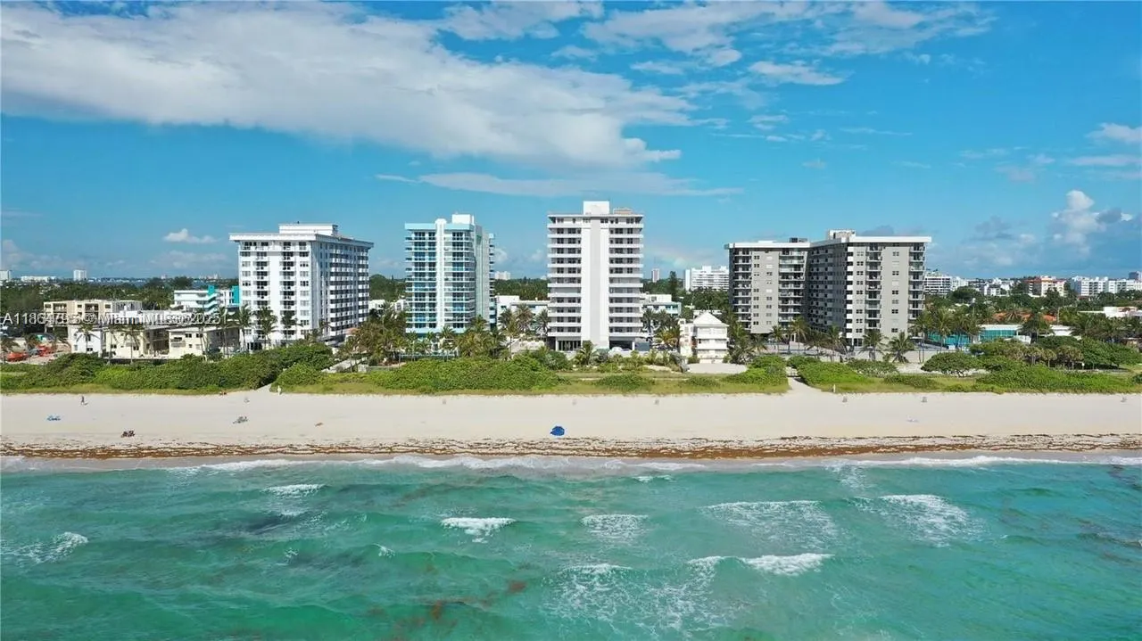 9225 Collins Ave, #307