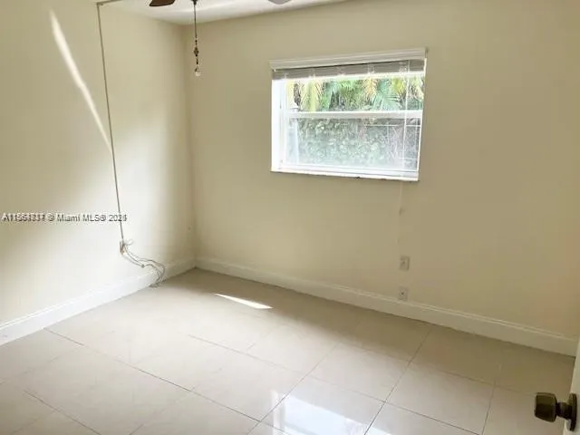 11360 NW 30th Pl, #0