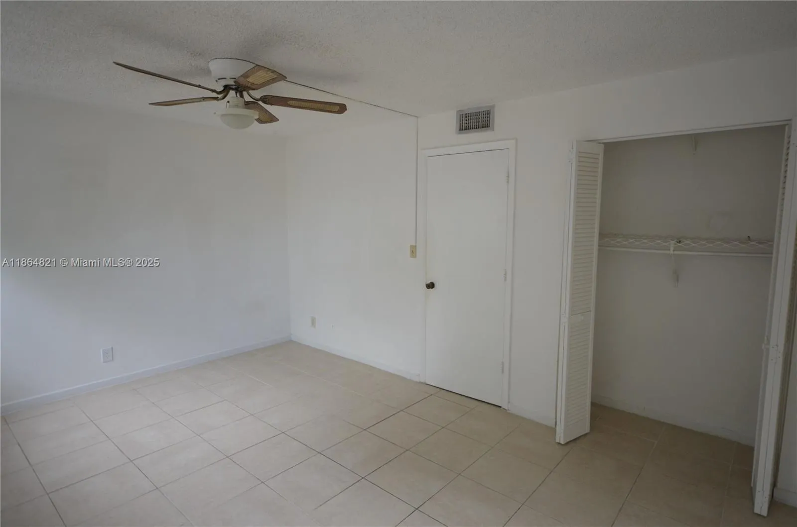 680 Tennis Club Dr, #107