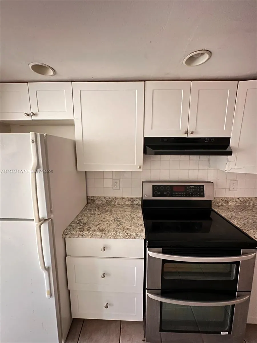 680 Tennis Club Dr, #107