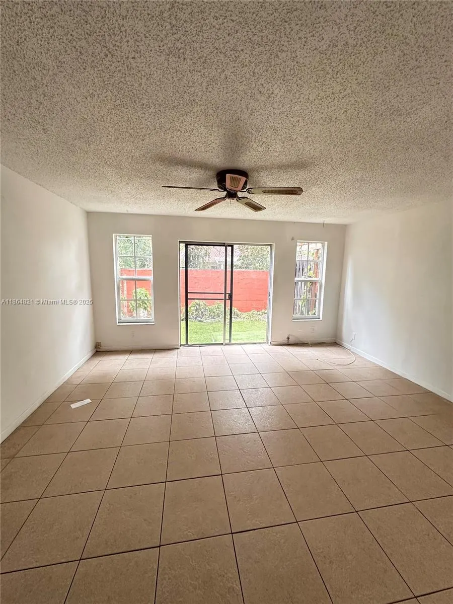680 Tennis Club Dr, #107