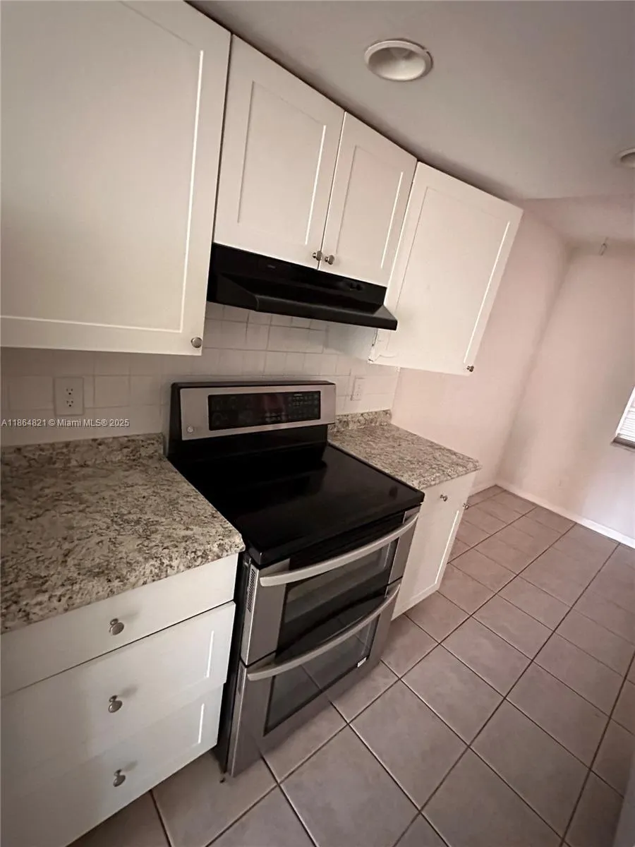 680 Tennis Club Dr, #107