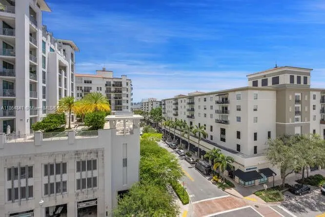 301 Altara Ave, #511