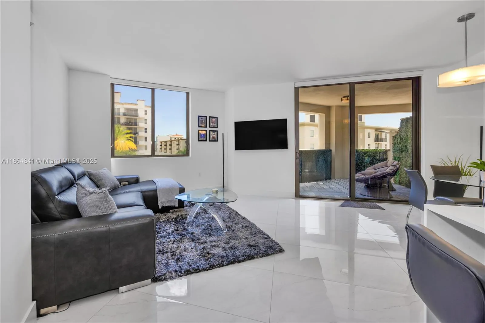 301 Altara Ave, #511