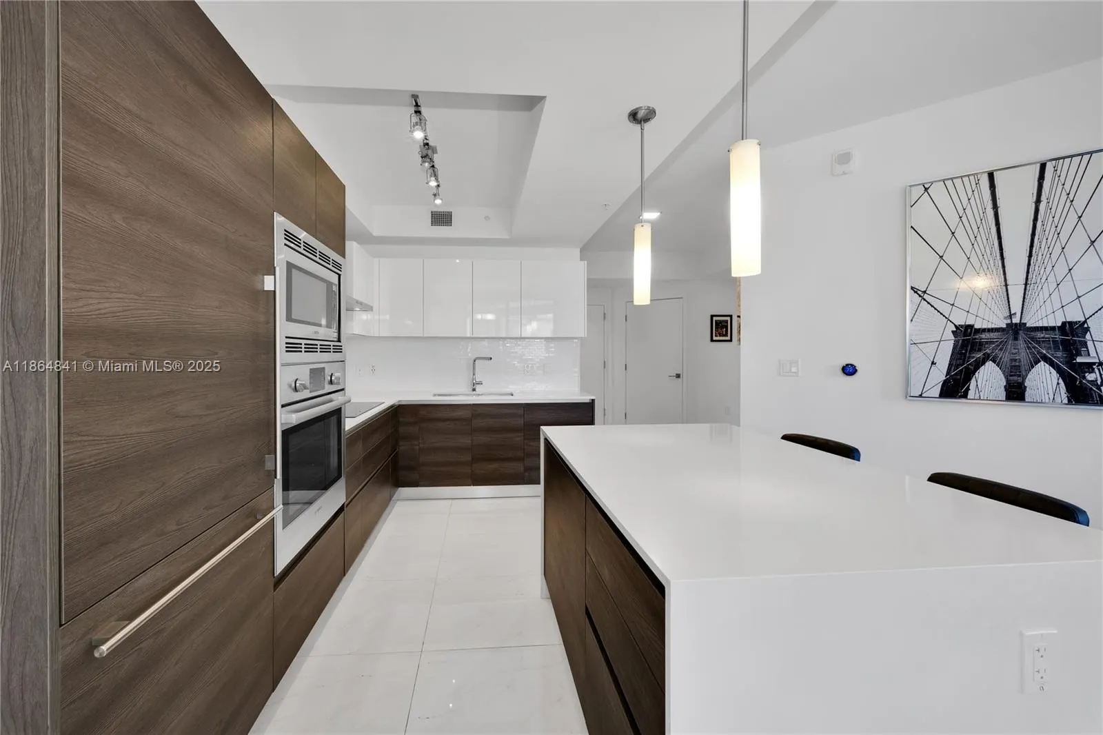 301 Altara Ave, #511