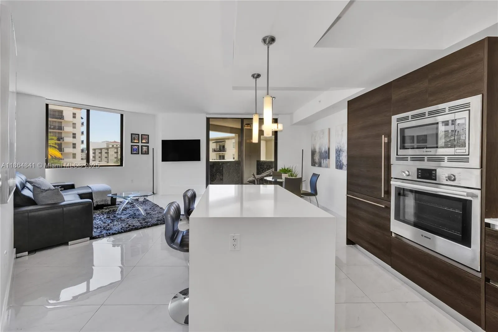 301 Altara Ave, #511