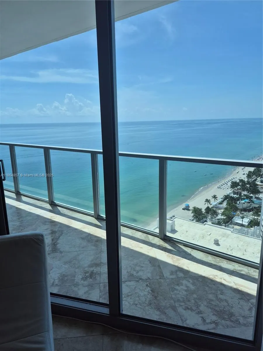 3101 S Ocean Dr, #2707