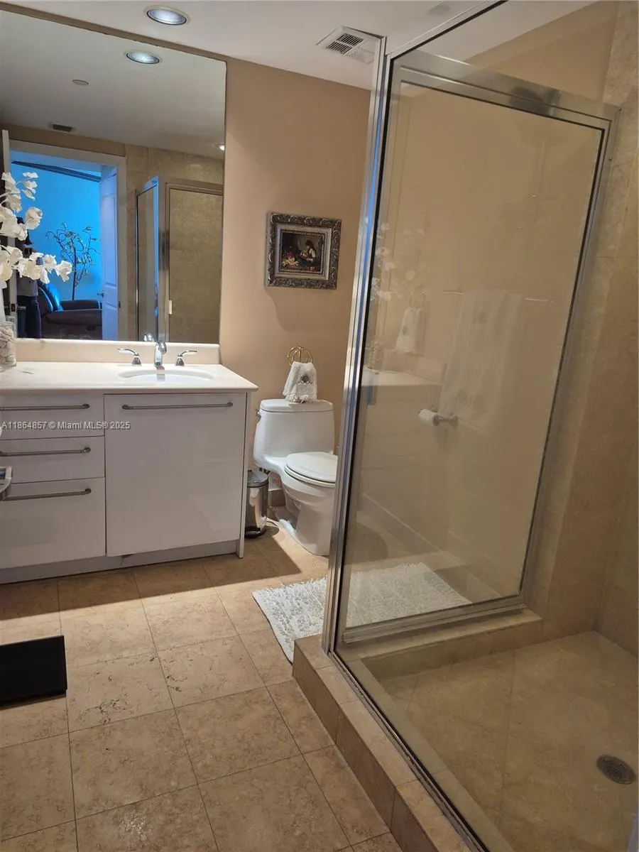3101 S Ocean Dr, #2707