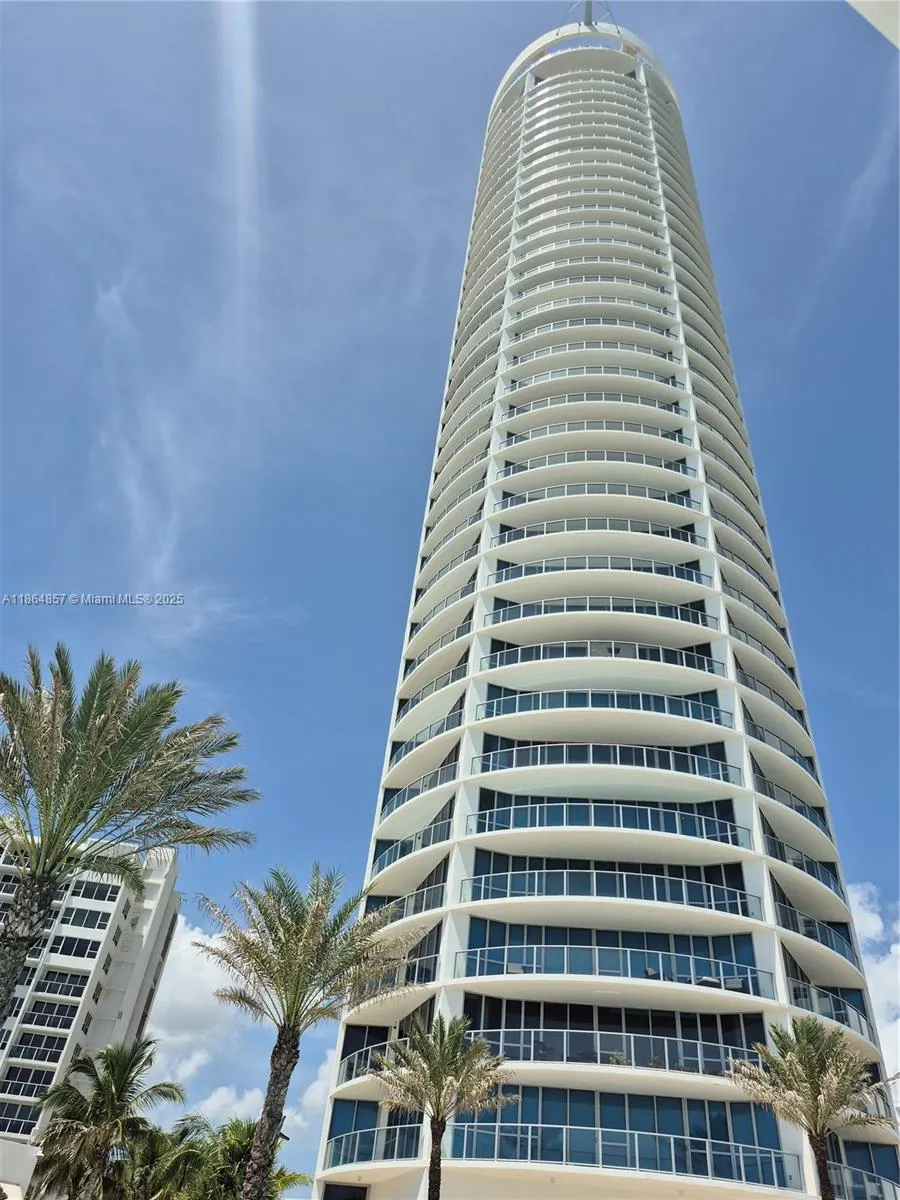 3101 S Ocean Dr, #2707