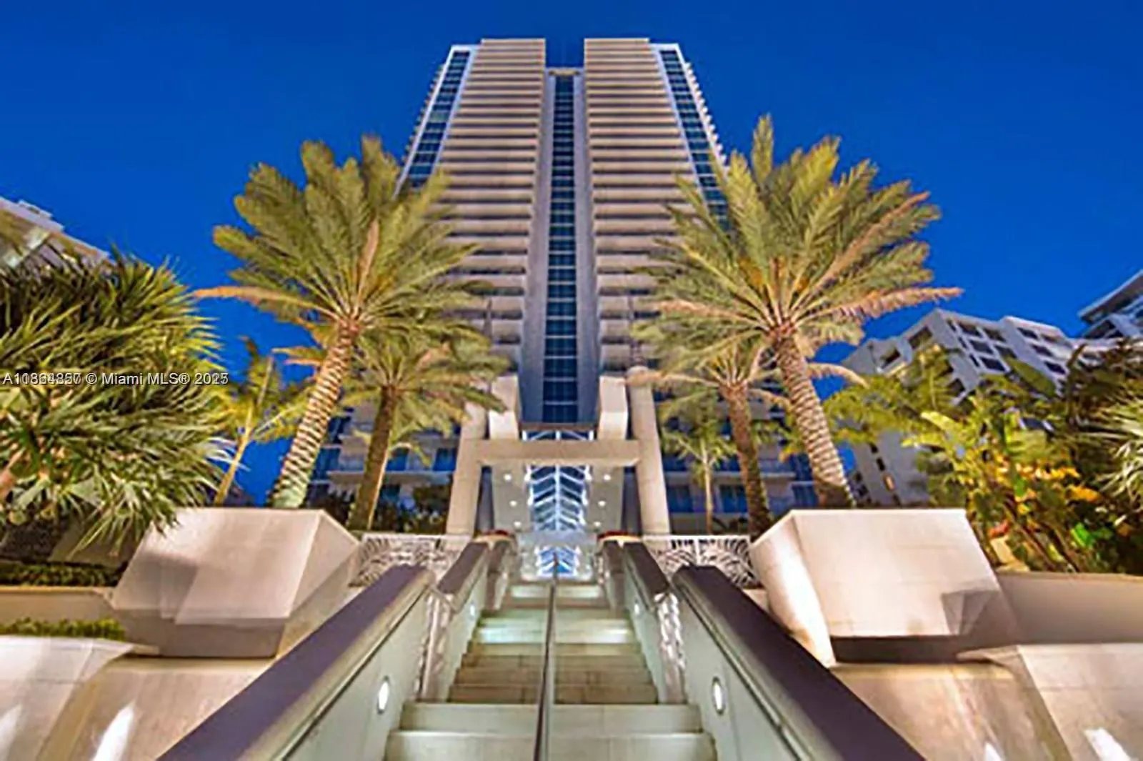 3101 S Ocean Dr, #2707