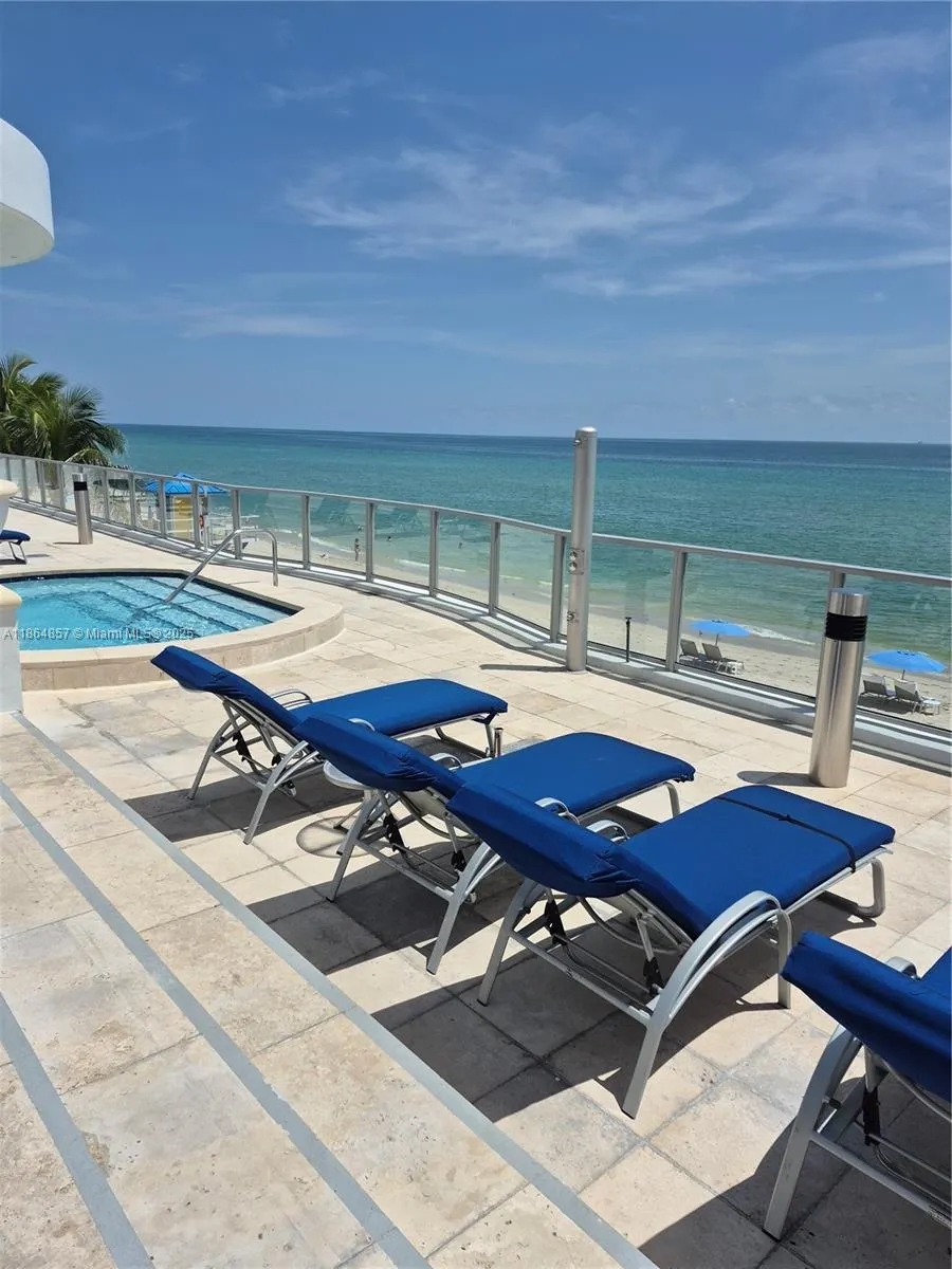 3101 S Ocean Dr, #2707