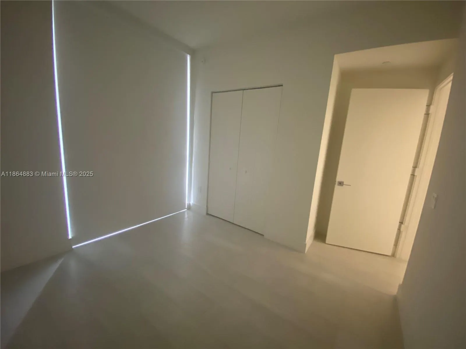 2000 Metropica Way, #408