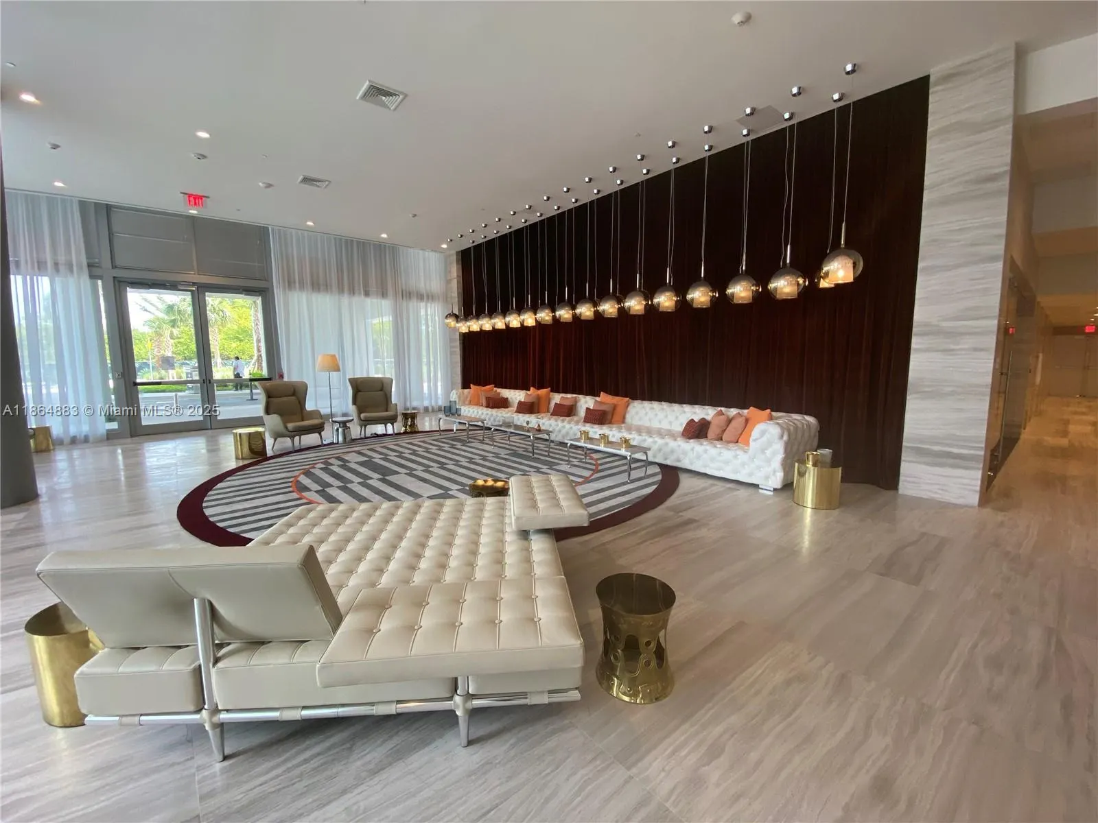 2000 Metropica Way, #408