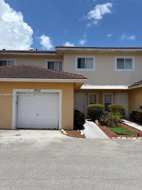 2753 NW 13th St