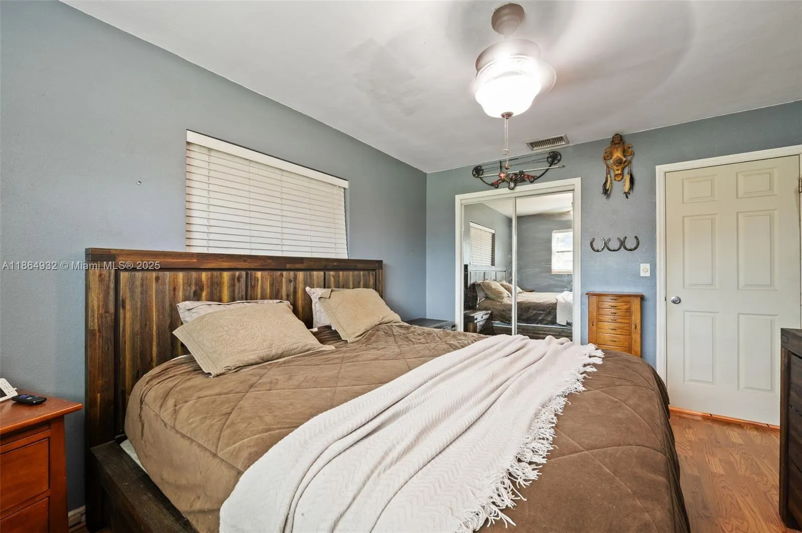 7321 E Mcarthur Pkwy