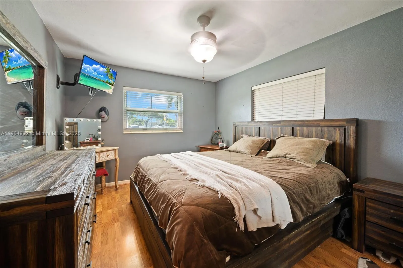 7321 E Mcarthur Pkwy