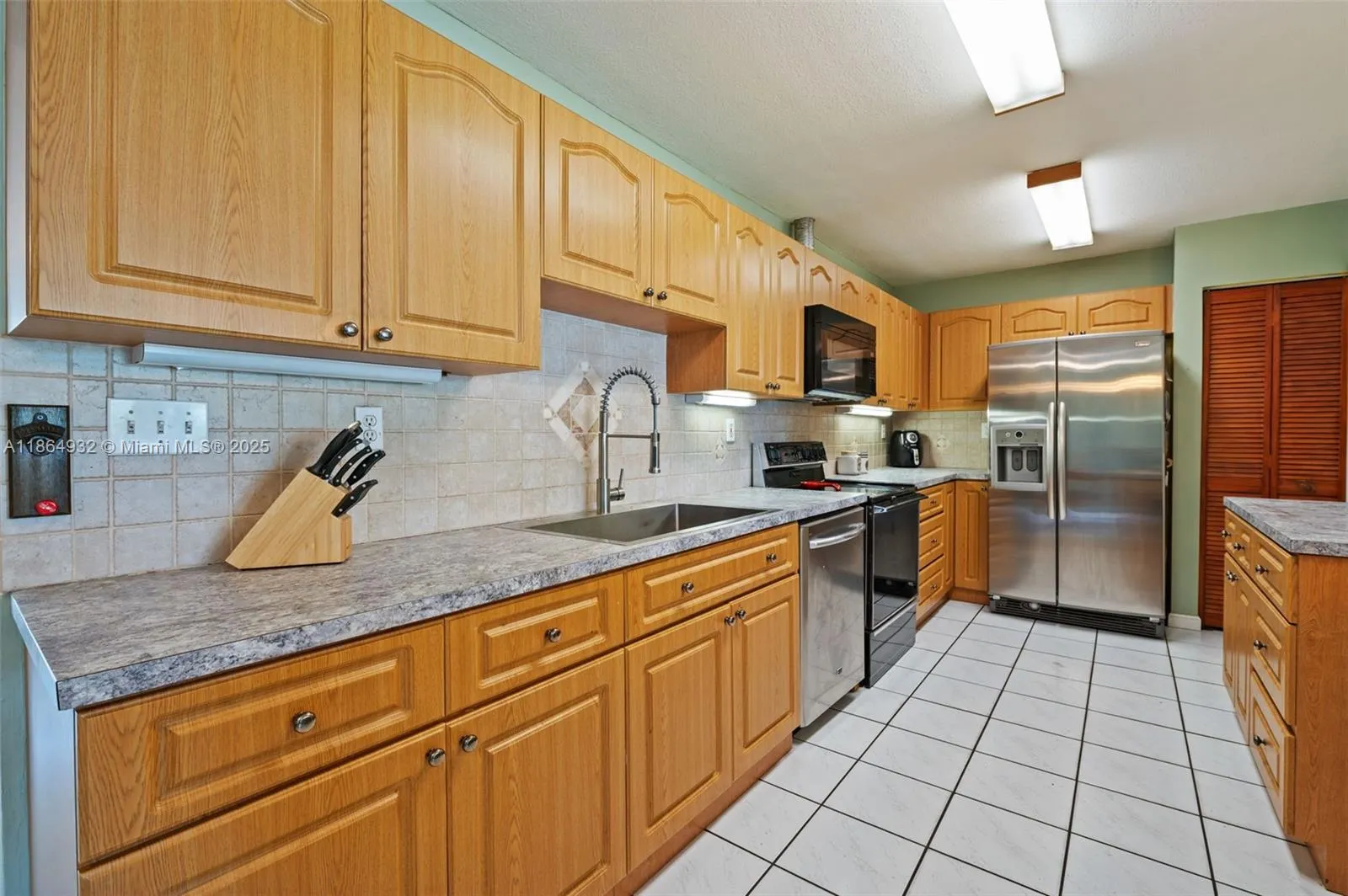 7321 E Mcarthur Pkwy