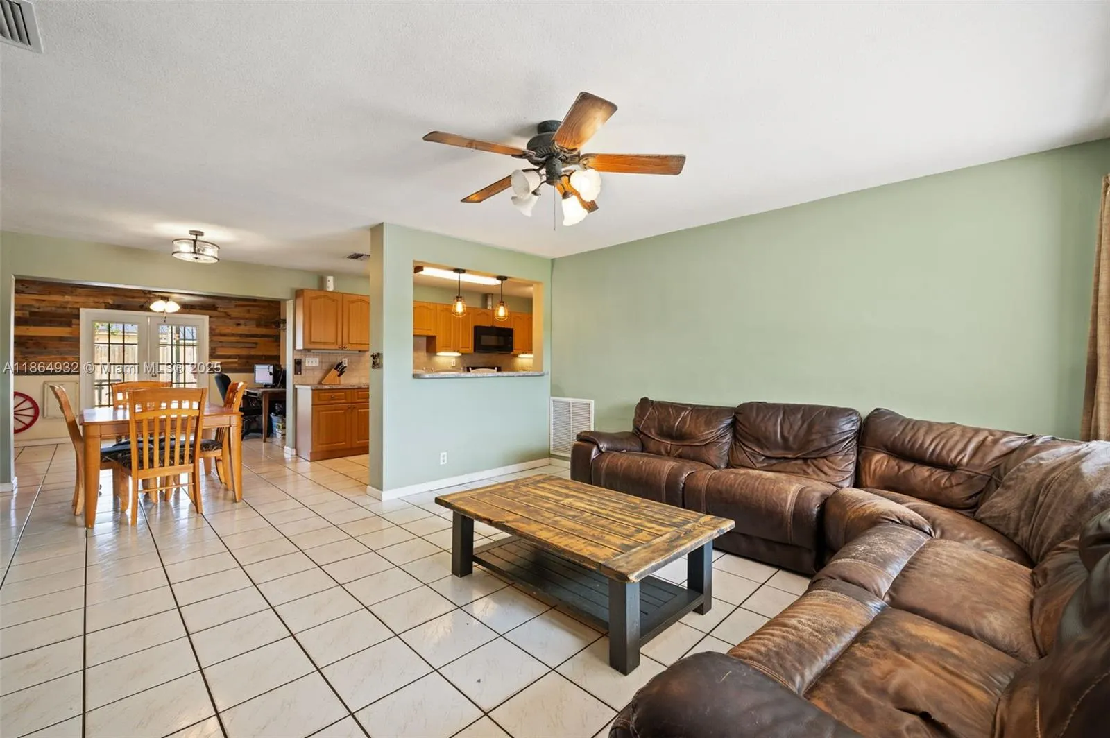 7321 E Mcarthur Pkwy