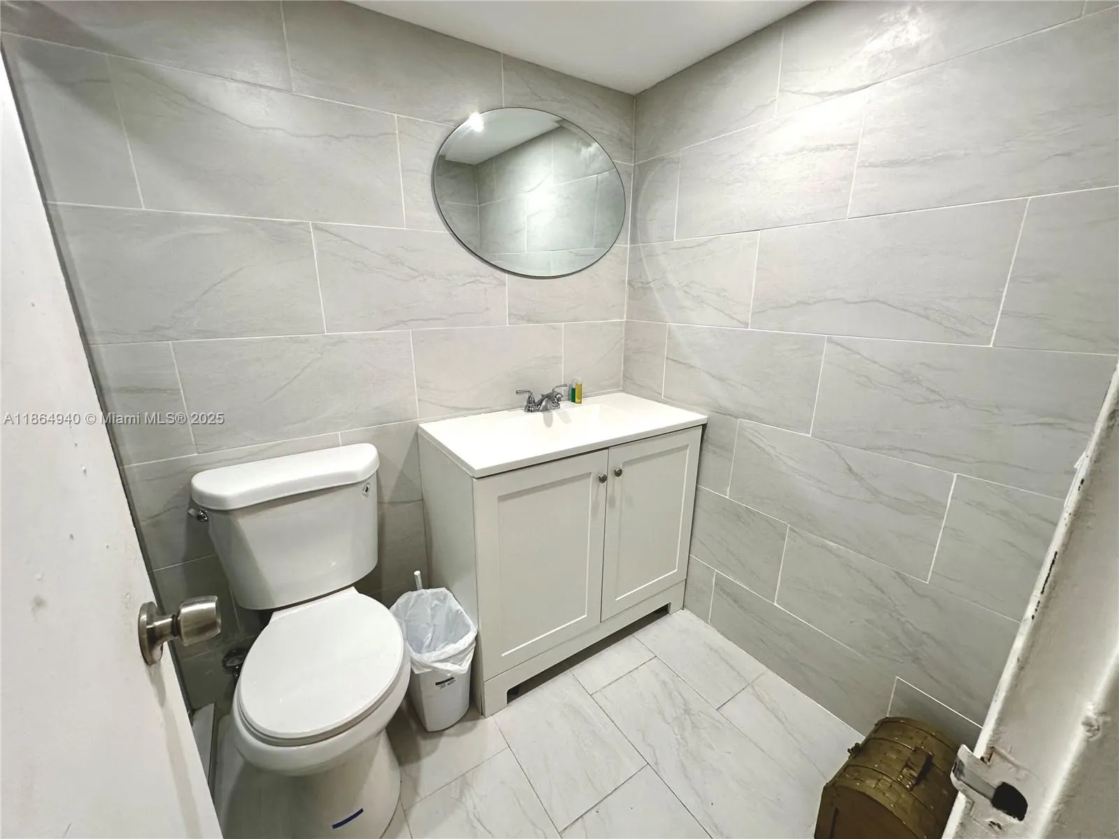 26 Diplomat Pkwy, #2325