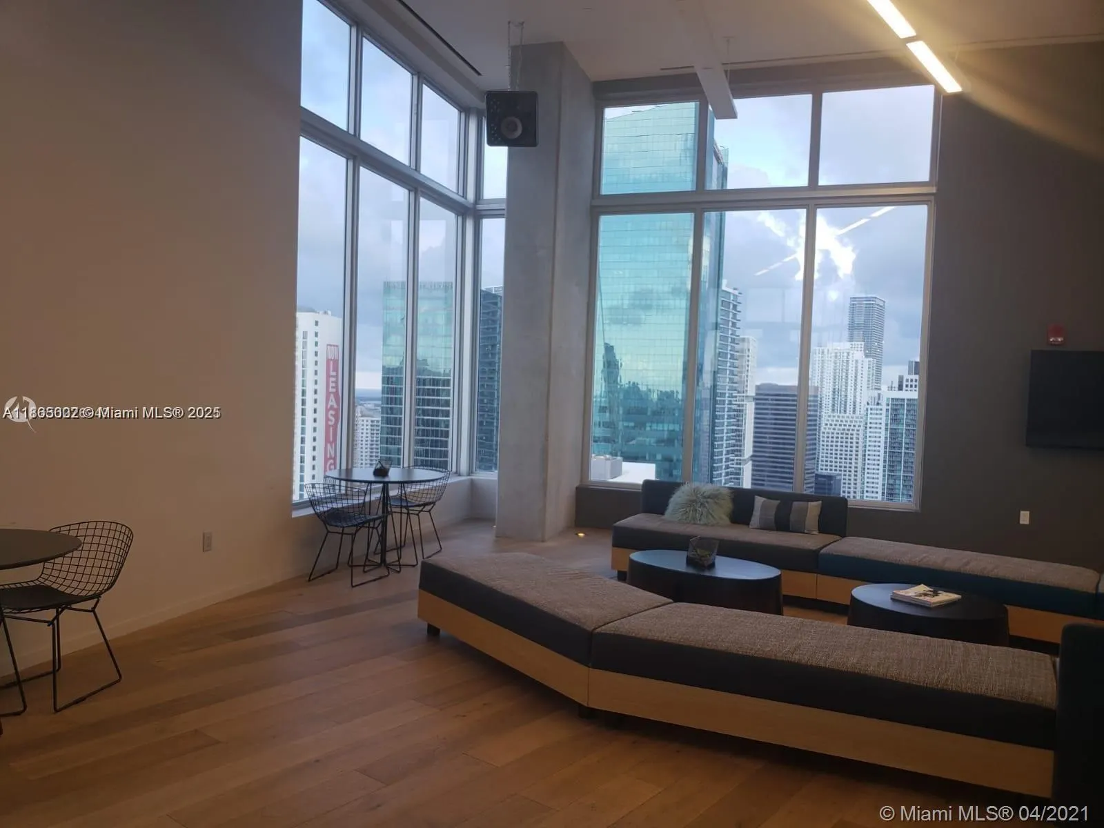 151 SE 1st St, #1908