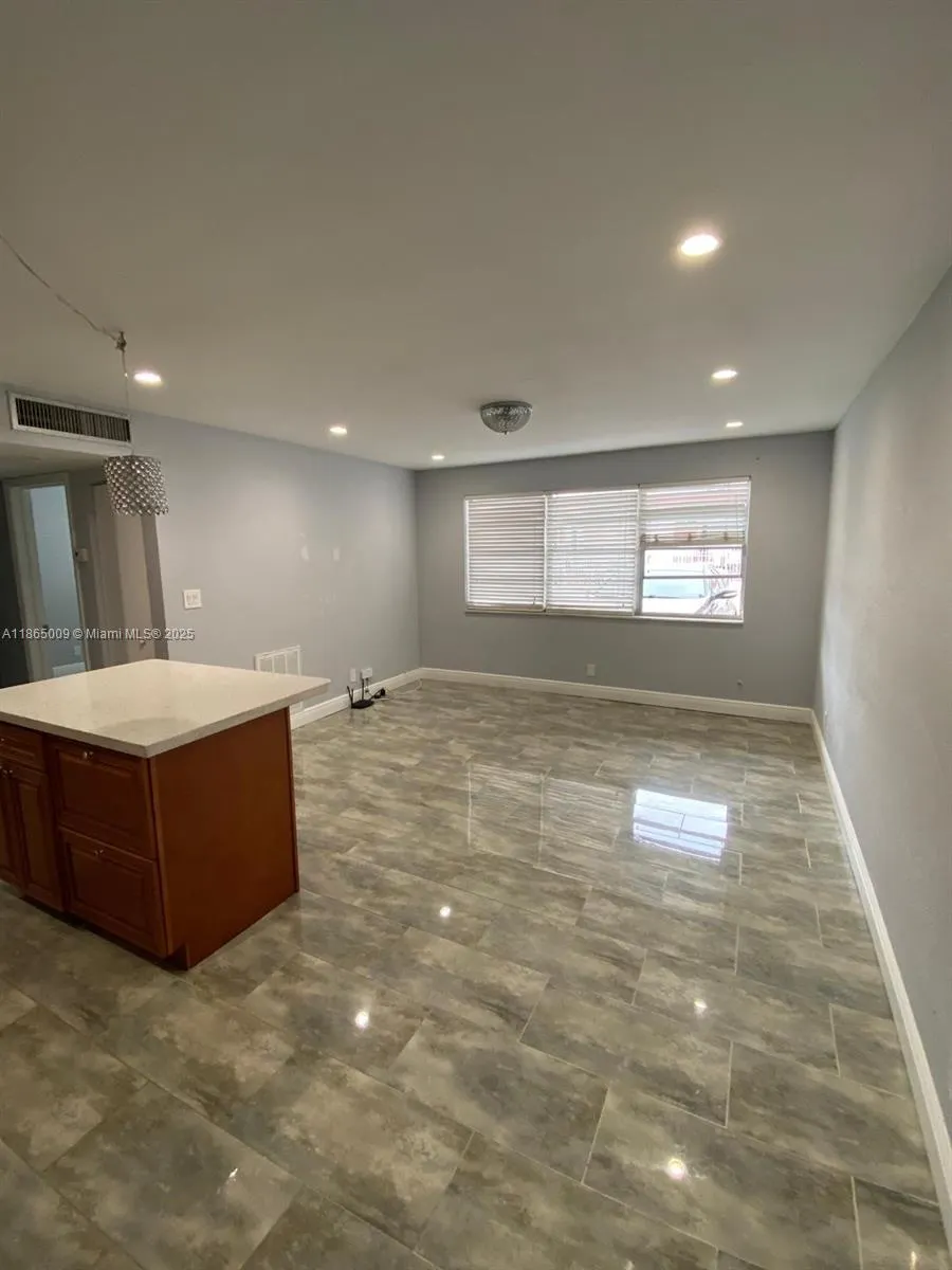 3550 NW 8th Ave, #603