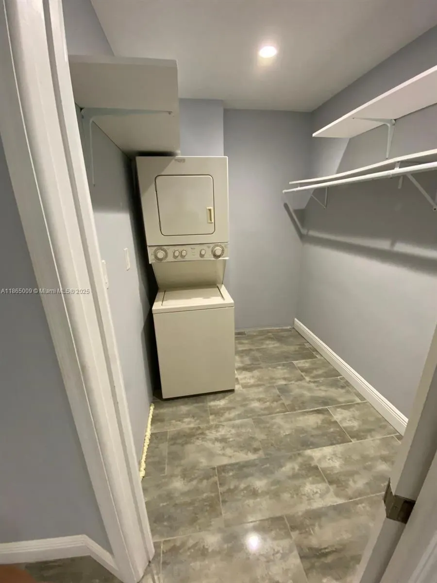 3550 NW 8th Ave, #603