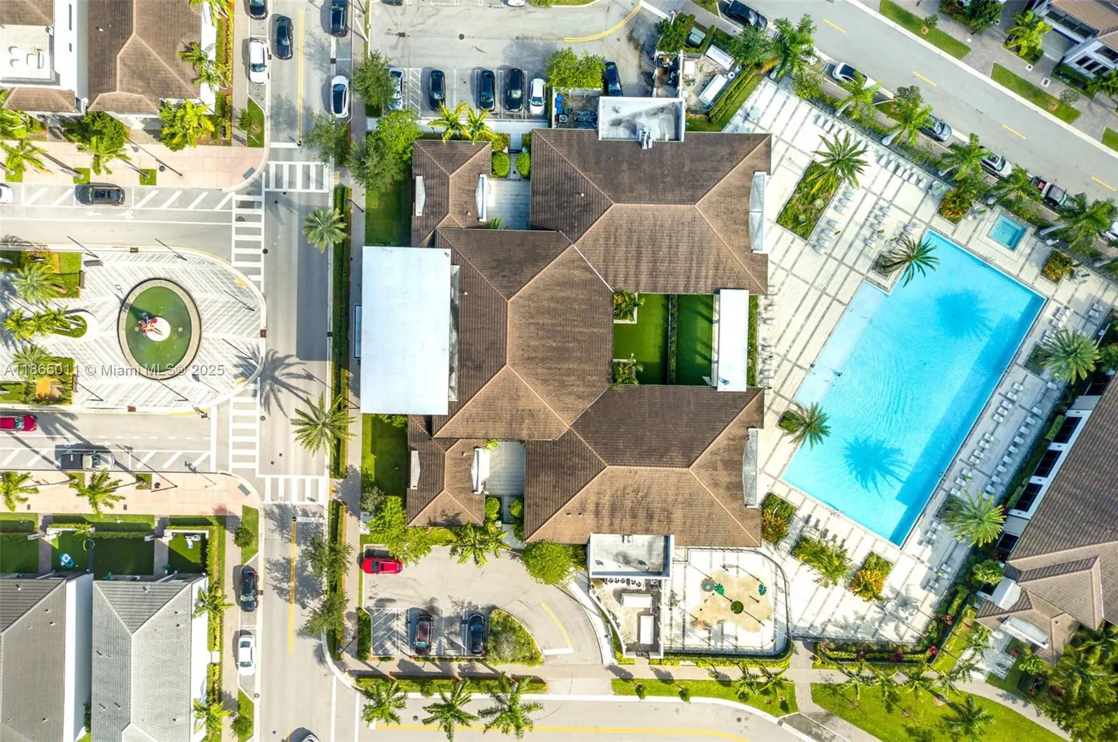 8263 NW 47th Ter