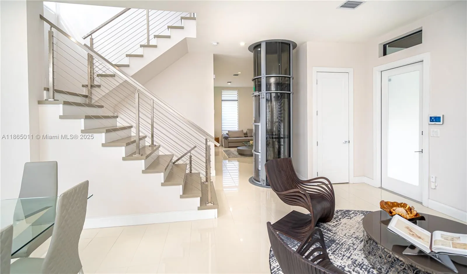 8263 NW 47th Ter