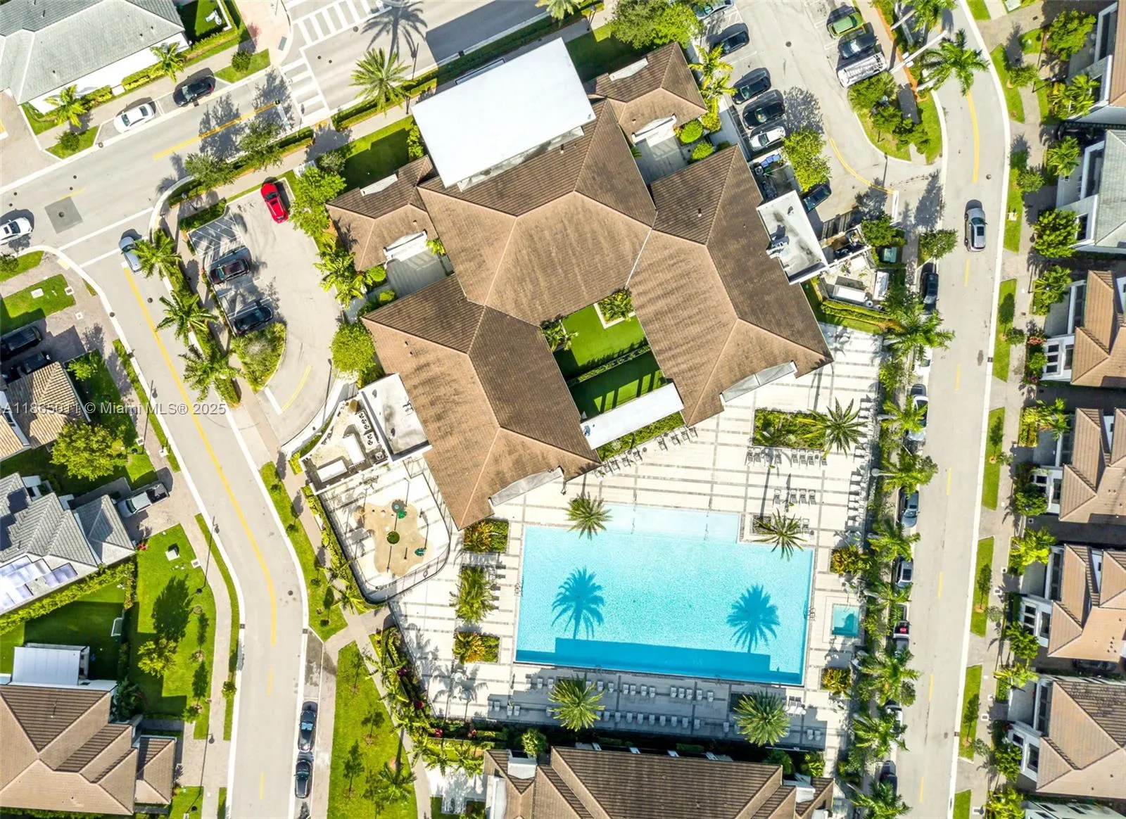 8263 NW 47th Ter