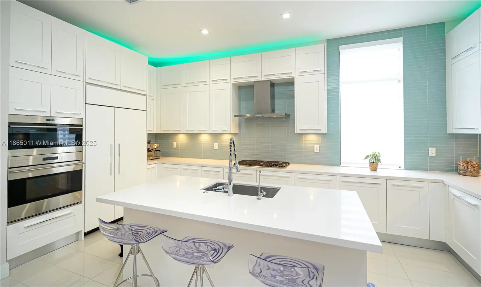 8263 NW 47th Ter