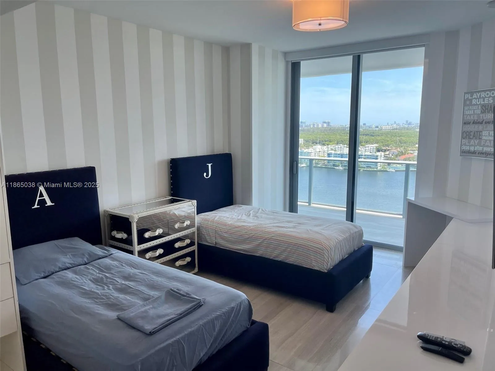 17111 Biscayne Blvd, #1806
