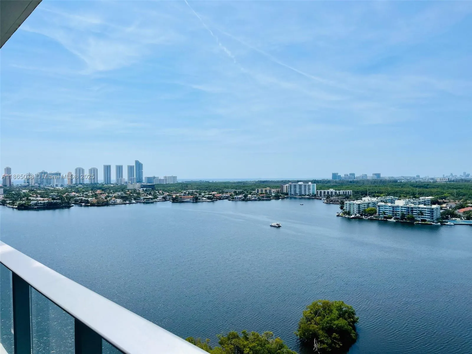 17111 Biscayne Blvd, #1806
