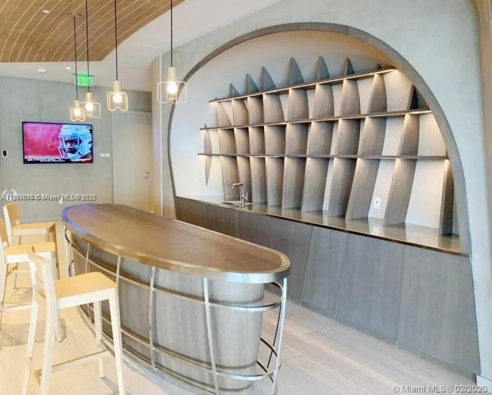1000 Brickell Plz, #3010