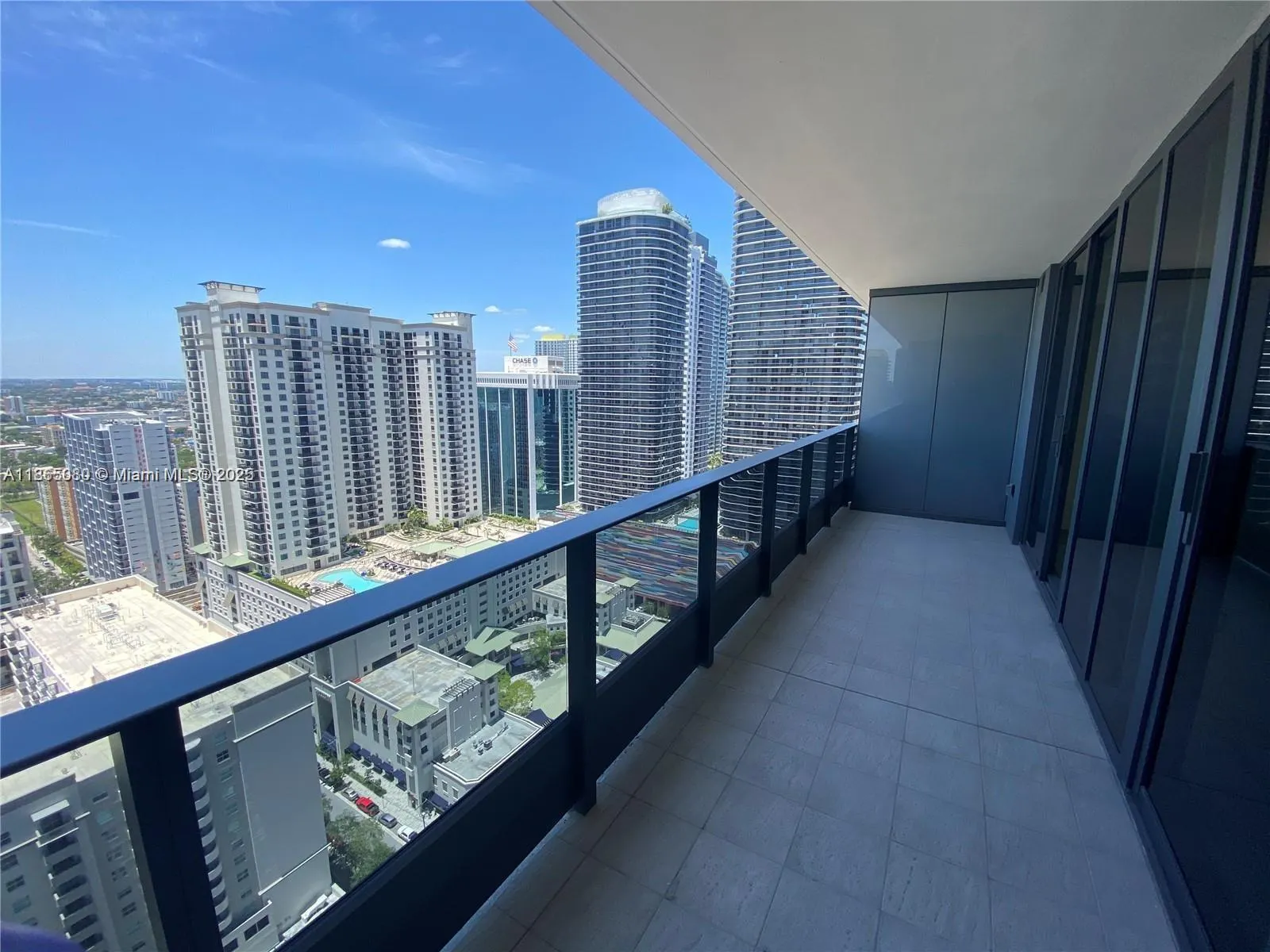1000 Brickell Plz, #3010