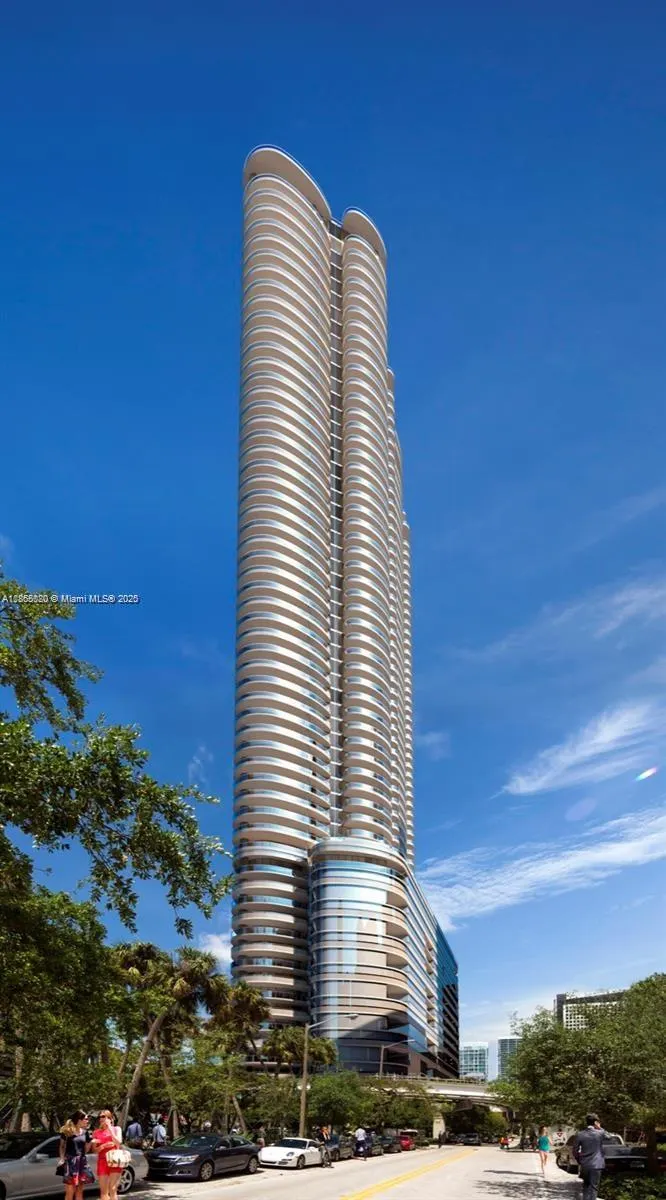 1000 Brickell Plz, #3010